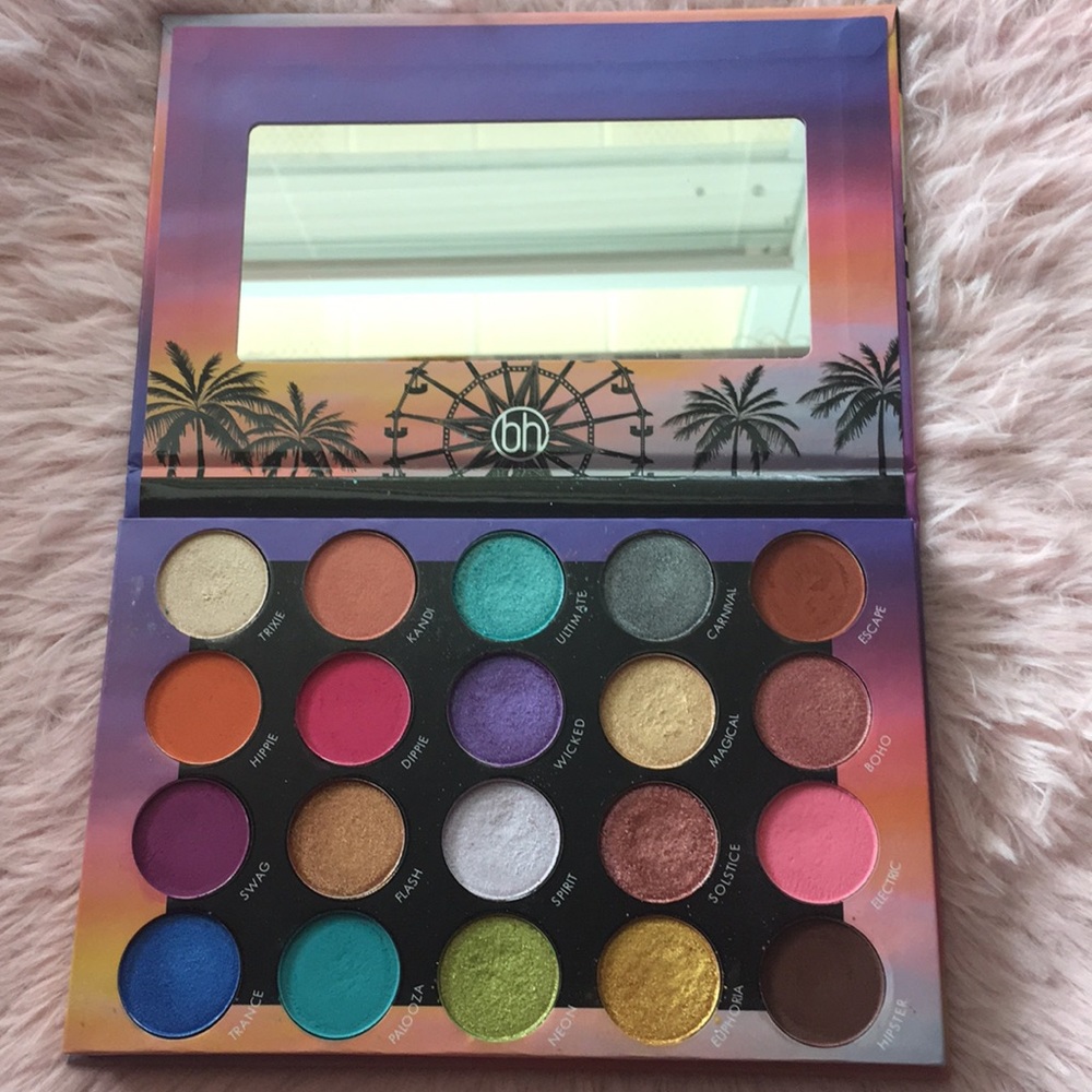 BH eyeshadow palette
